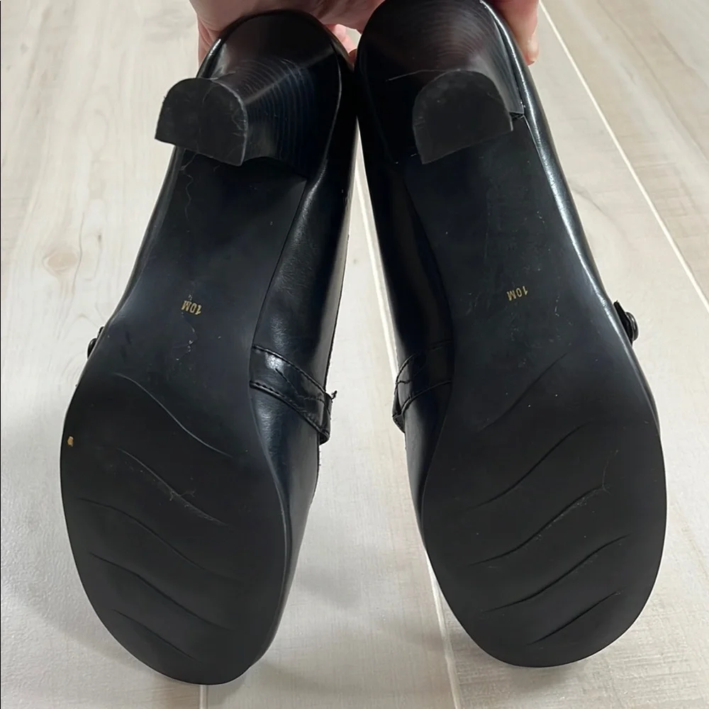 Black Mary Jane Heels size 10 Classic, Timeless & Versatile. Retro Chic - Picture 5 of 6